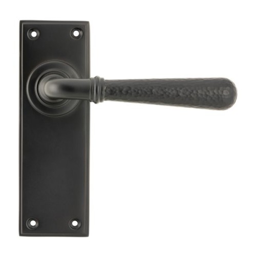 HAMMERED NEWBURY LEVER HANDLE ON BACKPLATE